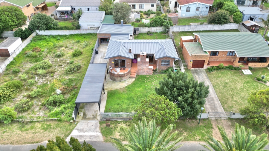 3 Bedroom Property for Sale in Palmiet Western Cape